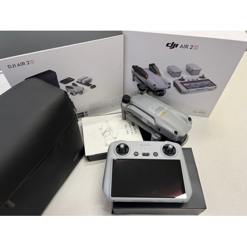 Квадрокоптер DJI AIR 2S Fly More Combo (пульт DJI RC с экраном) в Краснодаре