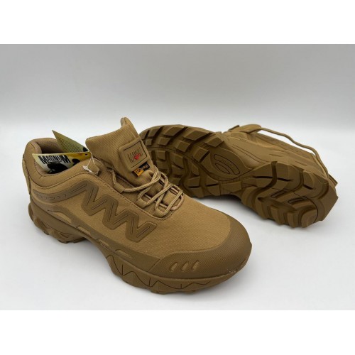 Треккинговые кроссовки «MAGNUM» летние в Краснодаре