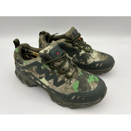 Треккинговые кроссовки «MAGNUM» летние в Краснодаре